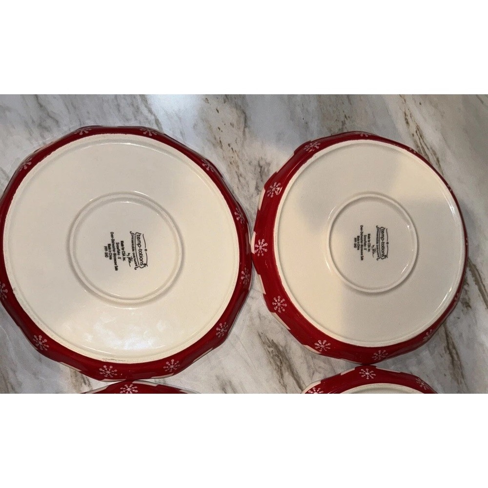 Temp-Tations by Tara 8" Red Dessert Salad Plates with White Snowflakes Set Of 3 - Picture 5 of 5